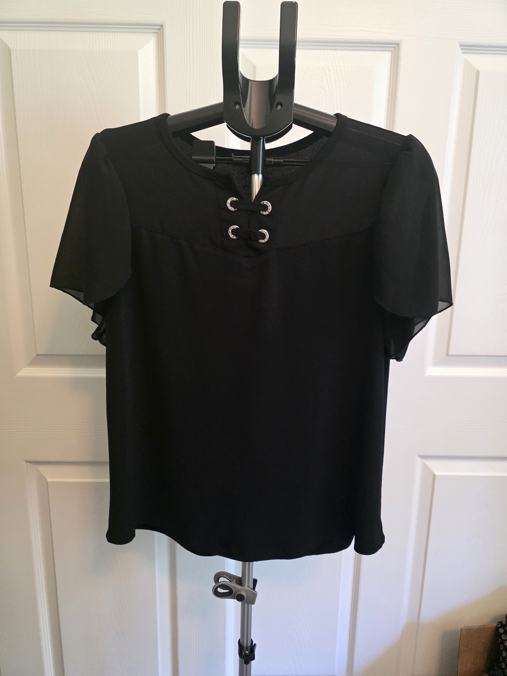 Louise Paris Black Lace Up Short Sleeve Eyelet Blouse L